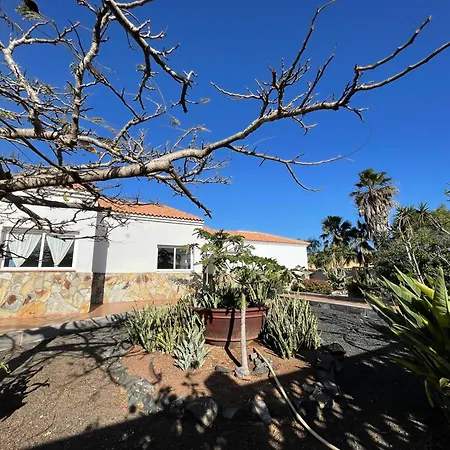 Villa Llanos De La Cueva *