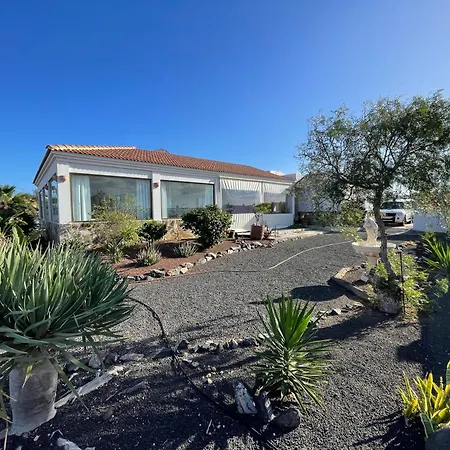 Villa Llanos De La Cueva